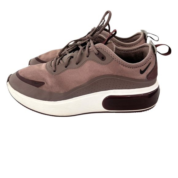 Nike Air Max Dia Womens Shoes Size 8.5, Color: Plum Eclipse/Black - Picture 4 of 8